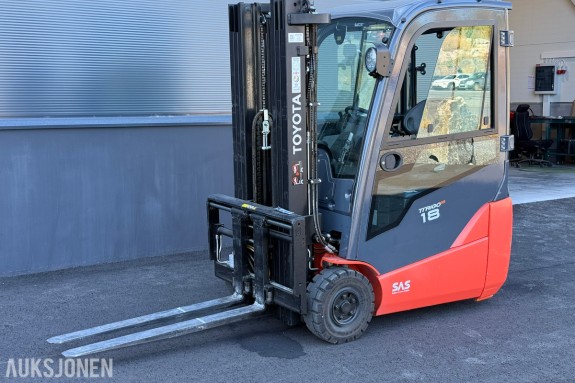 2018 Toyota Traigo 48 8FBEK18T elektrisk truck – kun 298 timer – 4,3 m løftehøyde – 4 funksjoner – langgafler