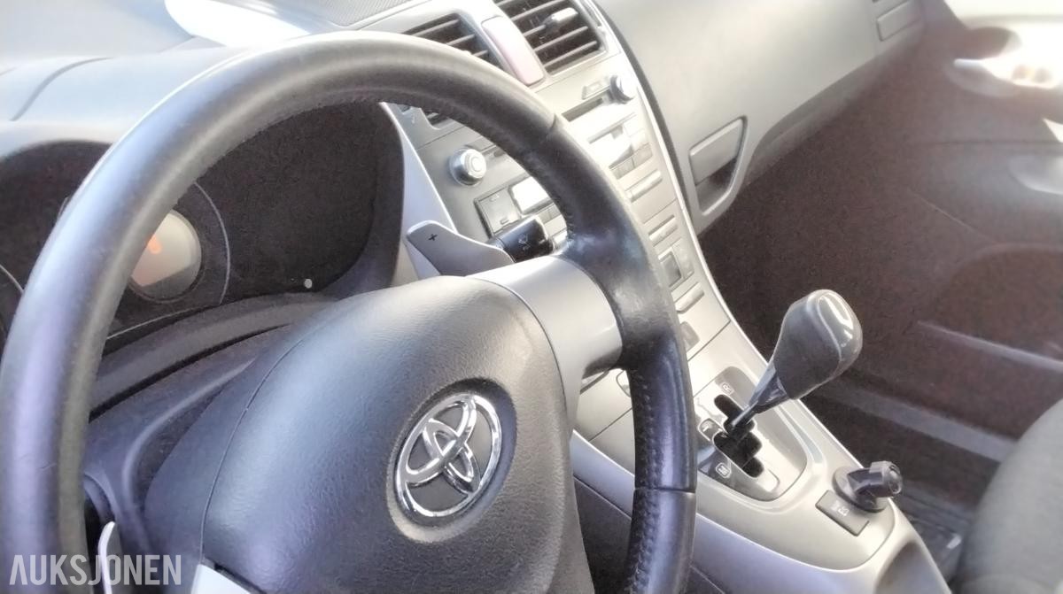 2008 Toyota Auris 1.4 Diesel, Automat, Hengerfeste, S+V dekk
