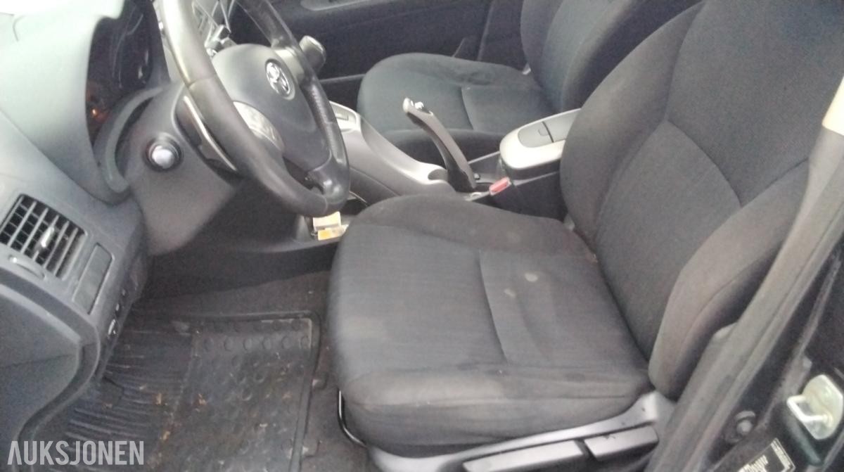 2008 Toyota Auris 1.4 Diesel, Automat, Hengerfeste, S+V dekk