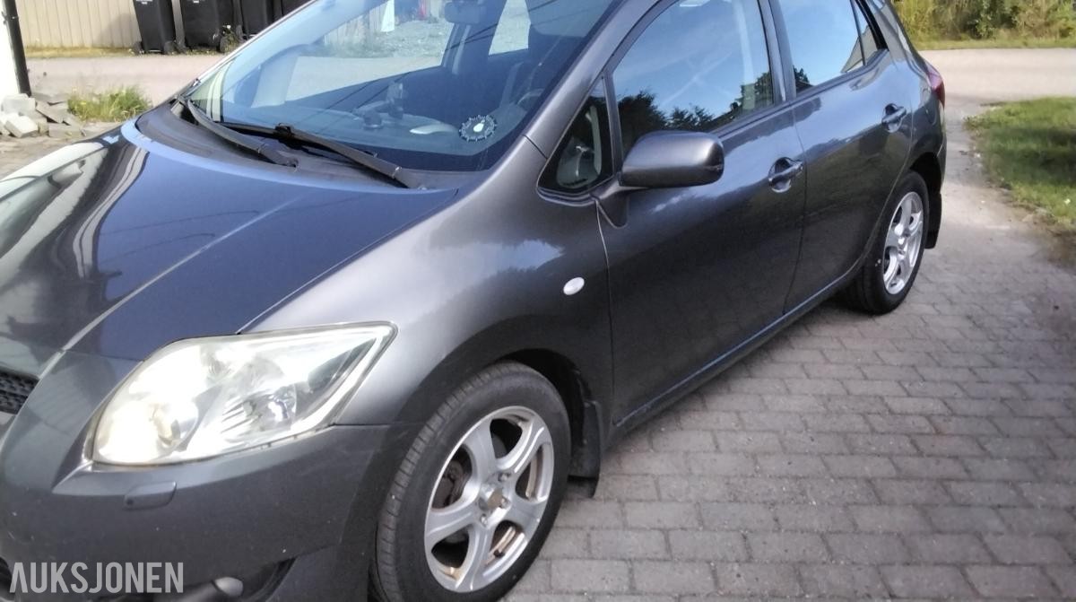 2008 Toyota Auris 1.4 Diesel, Automat, Hengerfeste, S+V dekk