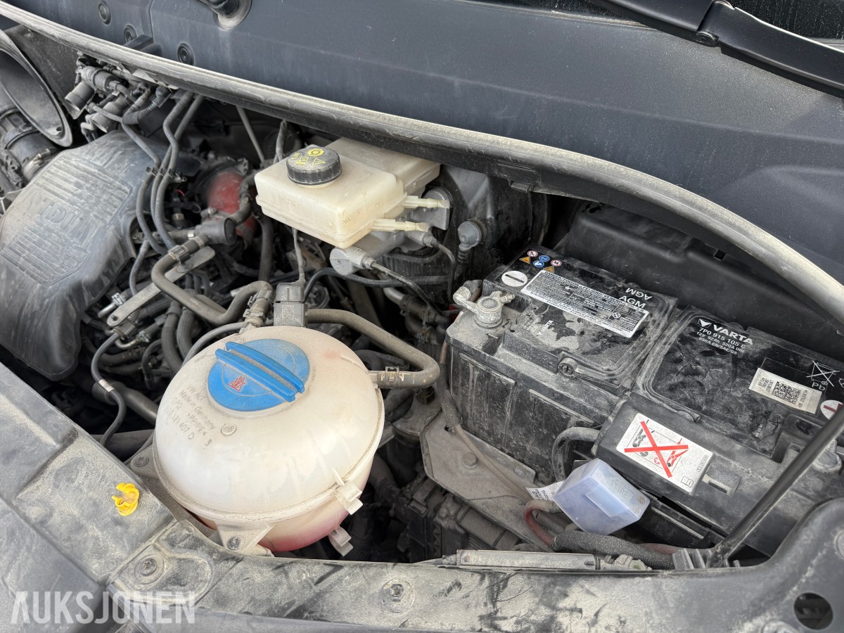 2022 Volkswagen Crafter 35 L3 2,0 TDI 177hk 4Motion aut. Bott innredning i varerom.