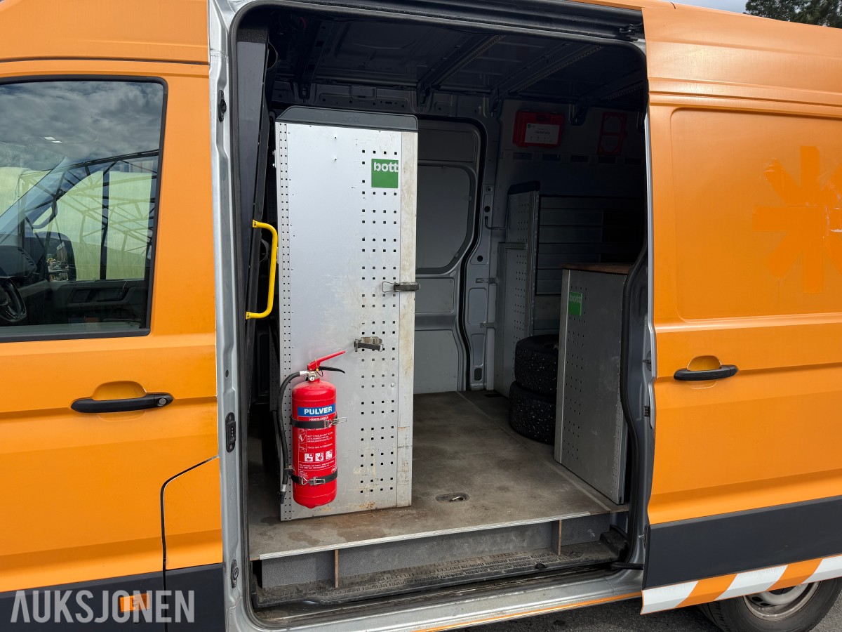 2022 Volkswagen Crafter 35 L3 2,0 TDI 177hk 4Motion aut. Bott innredning i varerom.