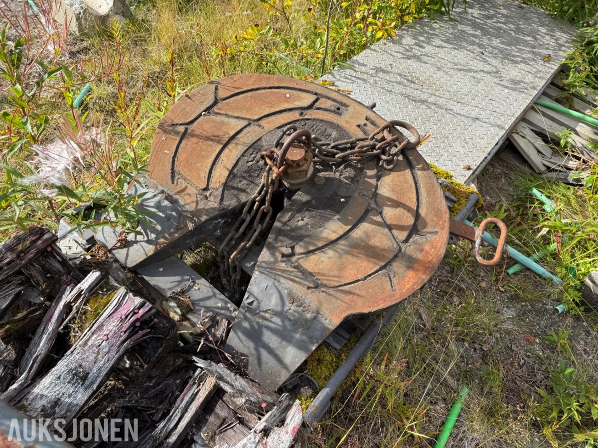 Svingskive med løftebolt på Laxo-ramme