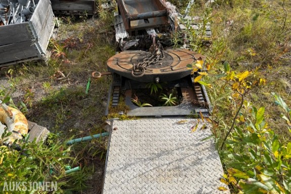 Svingskive med løftebolt på Laxo-ramme