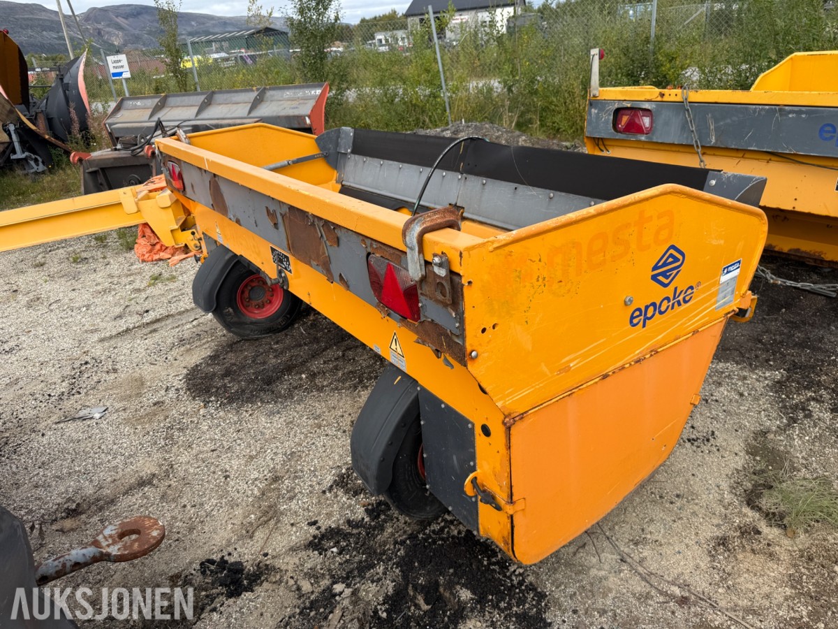 Epoke TKB 12-280 etterhengende spreder 1,2 m³