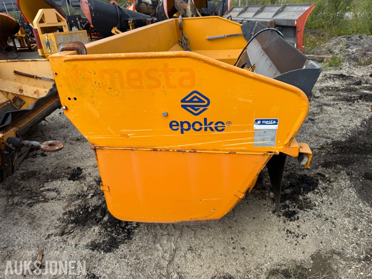 Epoke TKB 12-280 etterhengende spreder 1,2 m³