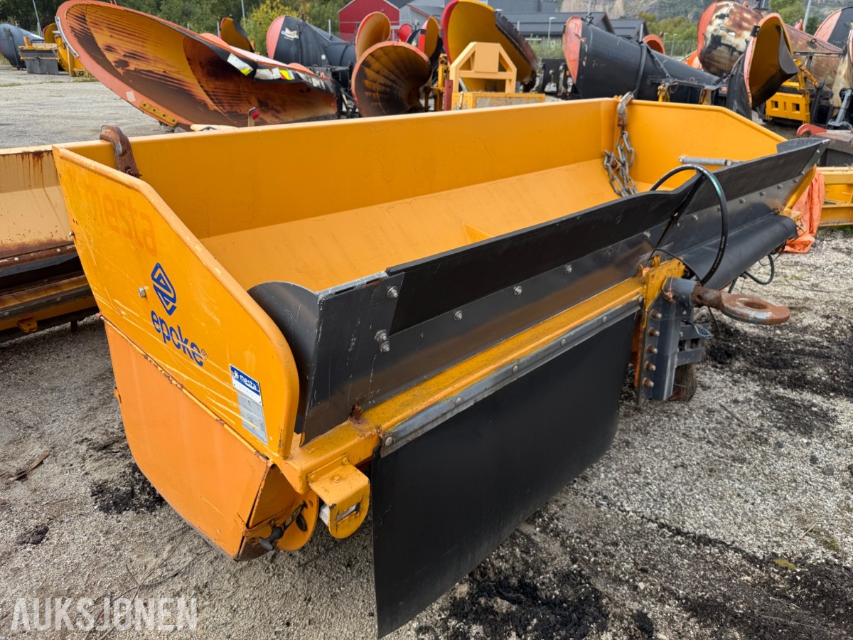 Epoke TKB 12-280 etterhengende spreder 1,2 m³