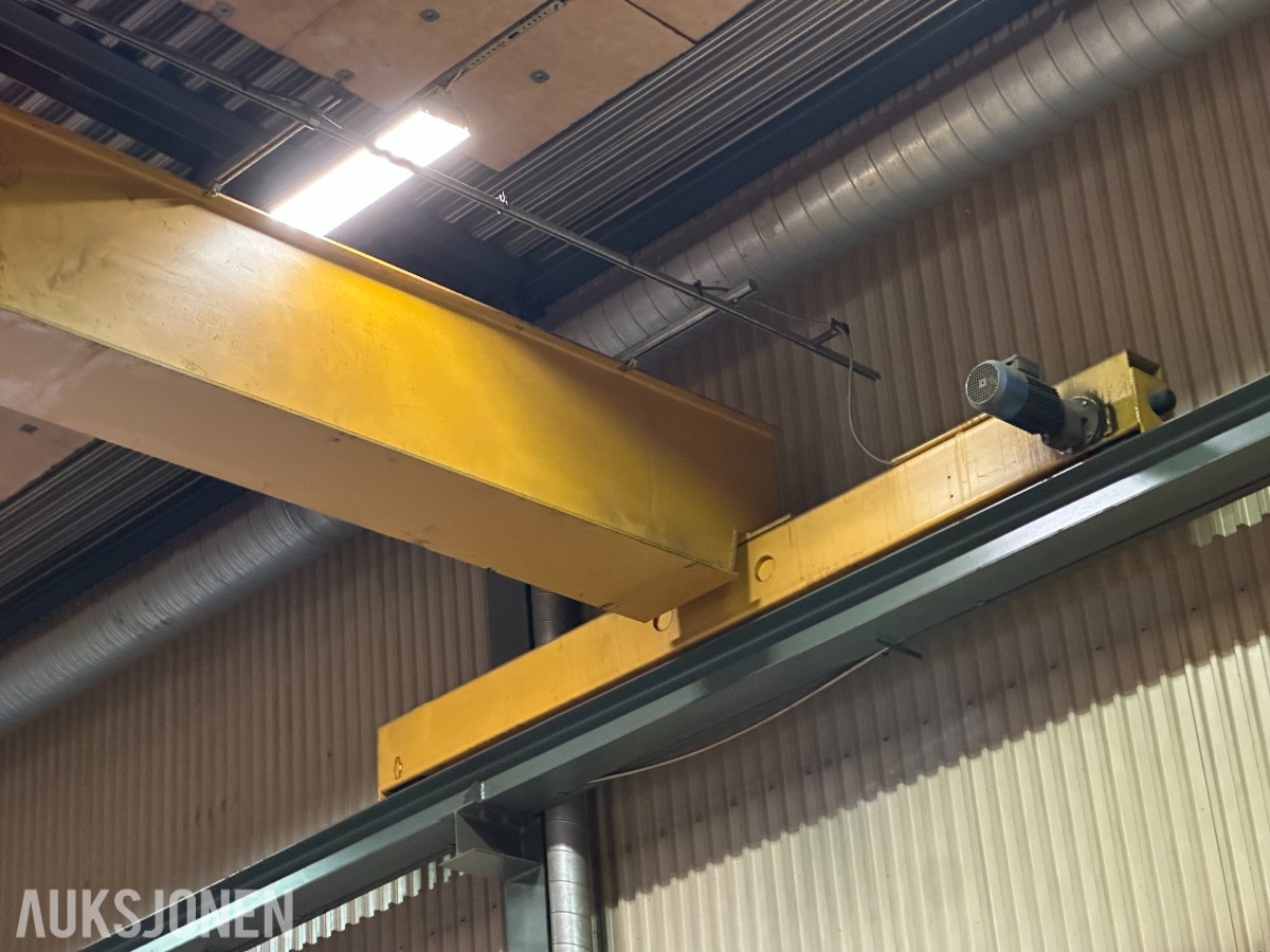 2001 Munck Traverskran | 5 tonn SWL | Fjernstyring