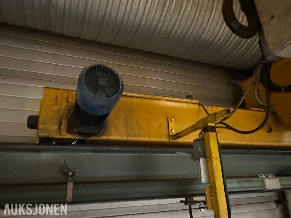 2001 Munck Traverskran | 5 tonn SWL | Fjernstyring