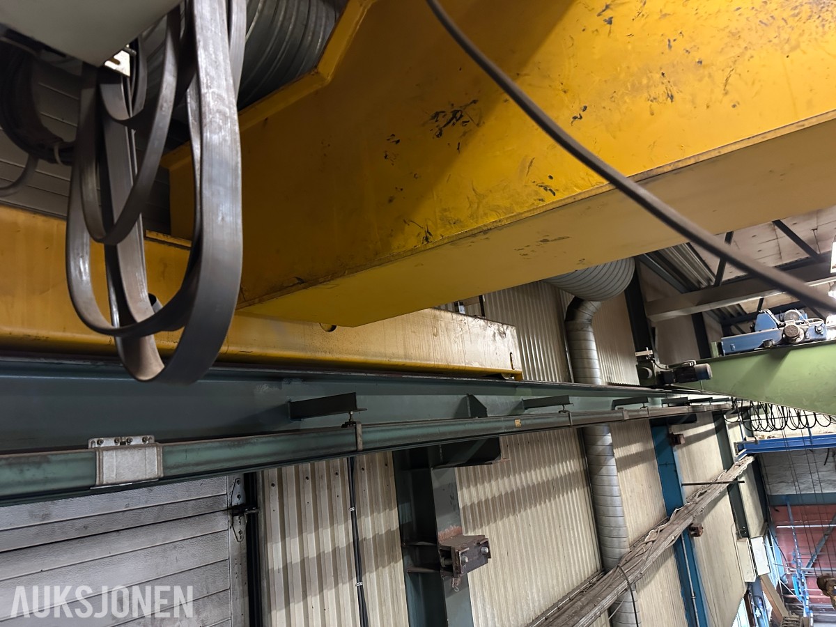 2001 Munck Traverskran | 5 tonn SWL | Fjernstyring