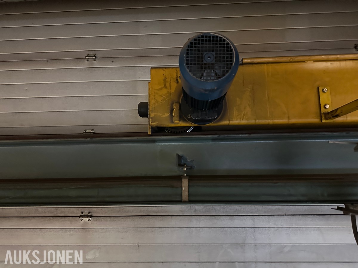 2001 Munck Traverskran | 5 tonn SWL | Fjernstyring