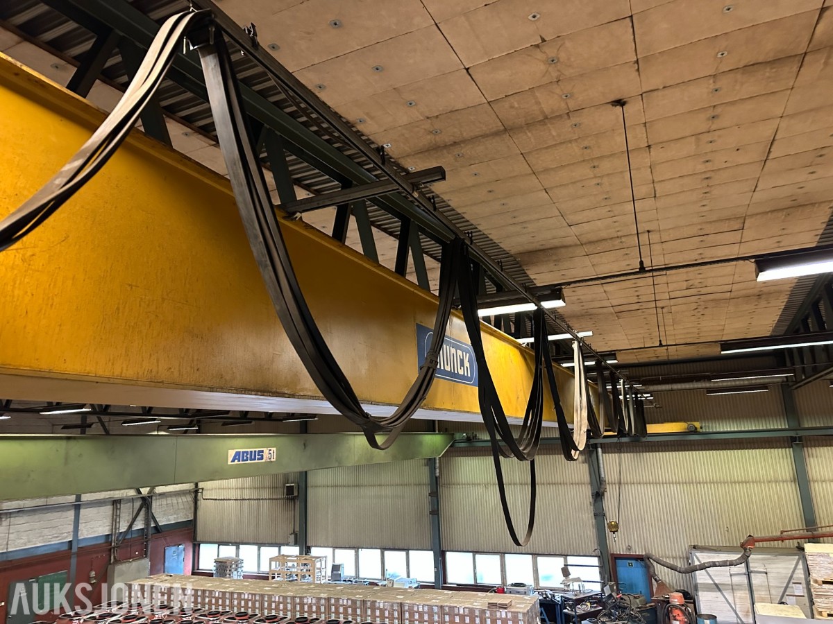 2001 Munck Traverskran | 5 tonn SWL | Fjernstyring