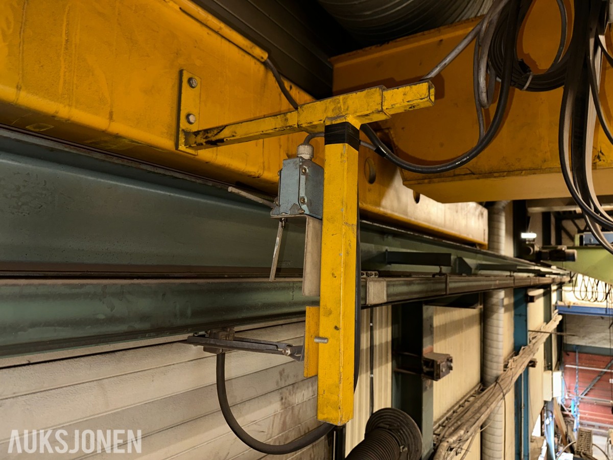 2001 Munck Traverskran | 5 tonn SWL | Fjernstyring