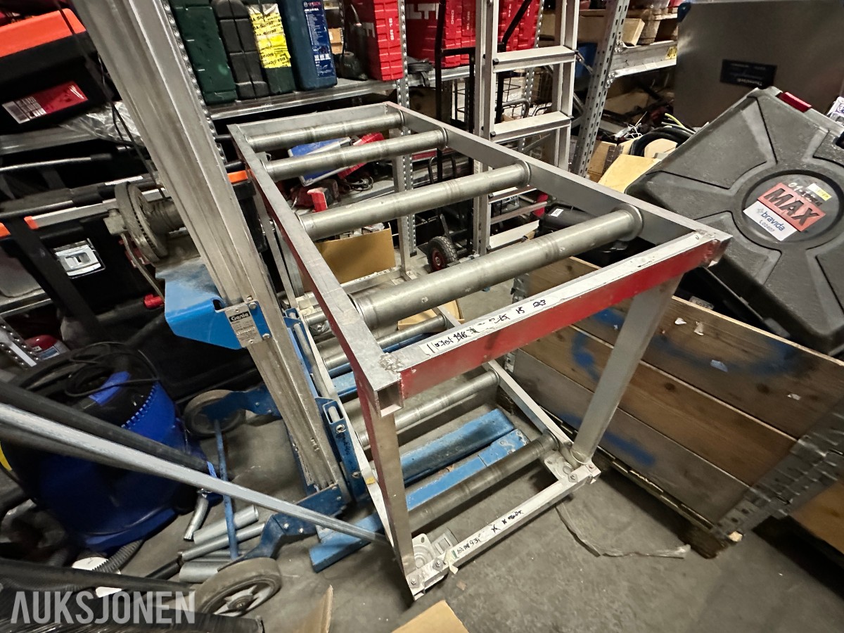 Aluminium rullebord / materialvogn med 5 ruller og hjul
