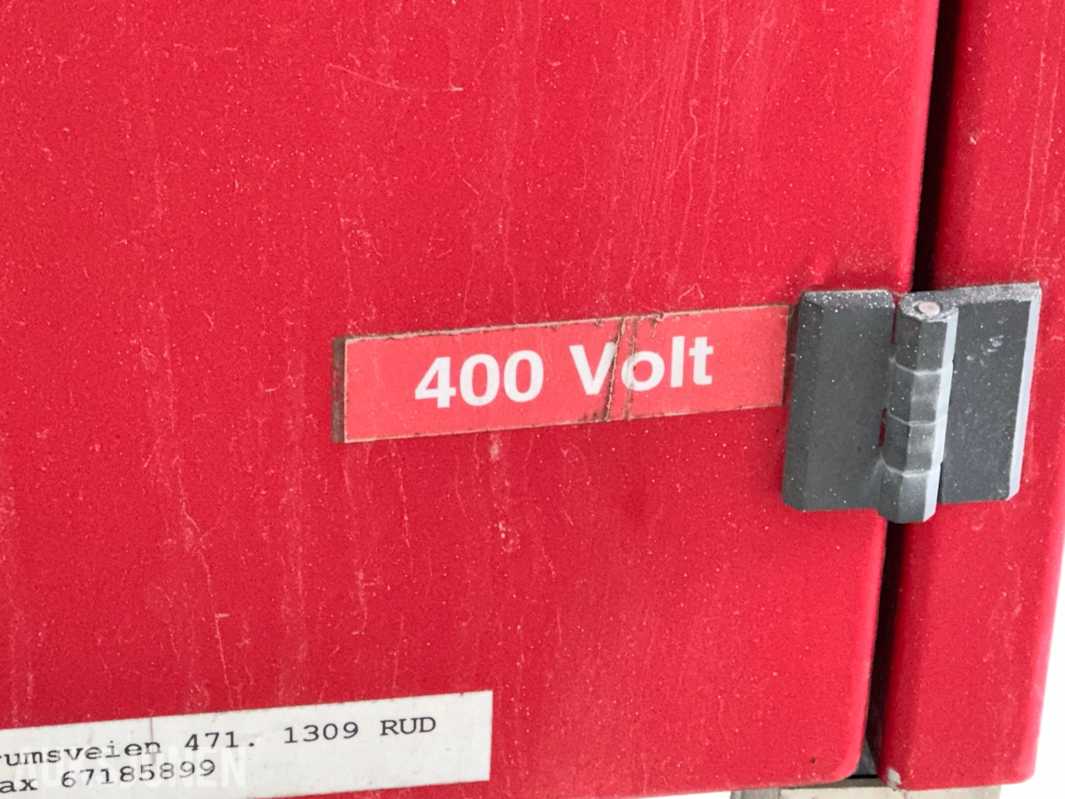 Bygg-Strøm byggestrømskap 400 V / 125 A – med stativ