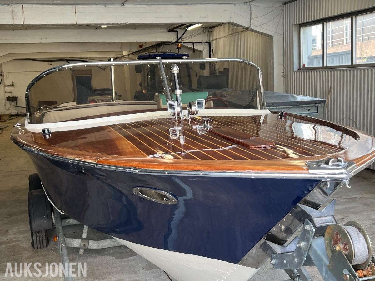 2003 Riva Ariston 27 båt med henger