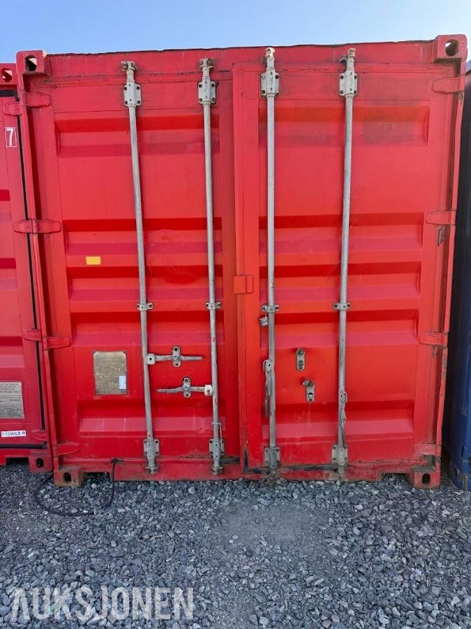 20 Fots lager Container - innredet med hyller. 