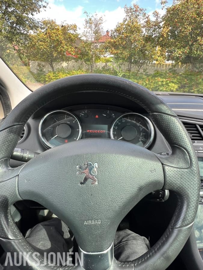 2013 Peugeot 5008 1.6-111 D