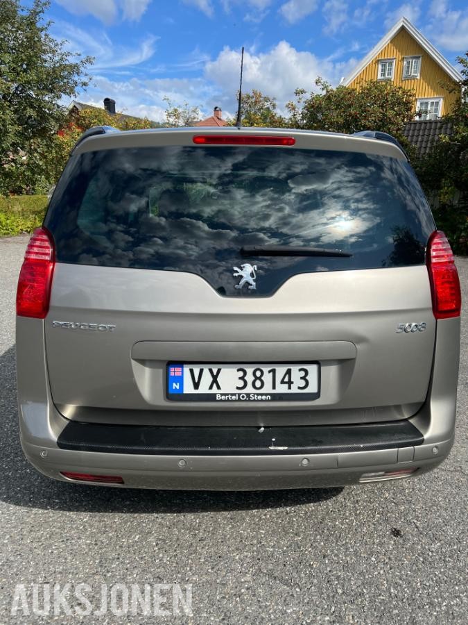2013 Peugeot  5008 1.6-111 D