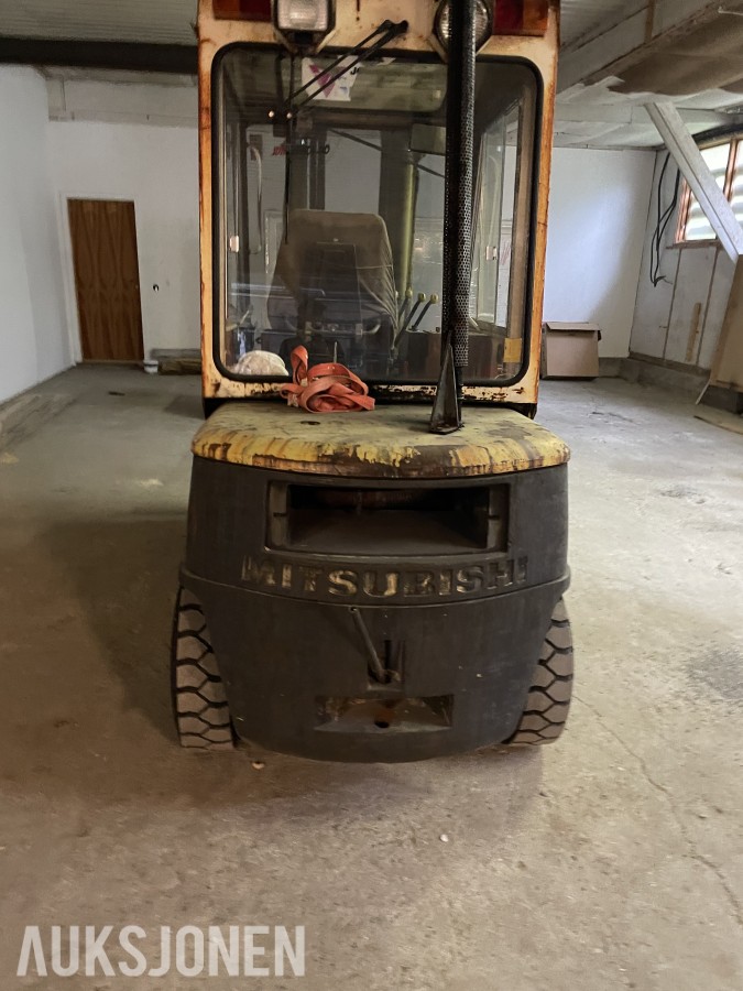 Mitsubishi FD-35A gaffeltruck