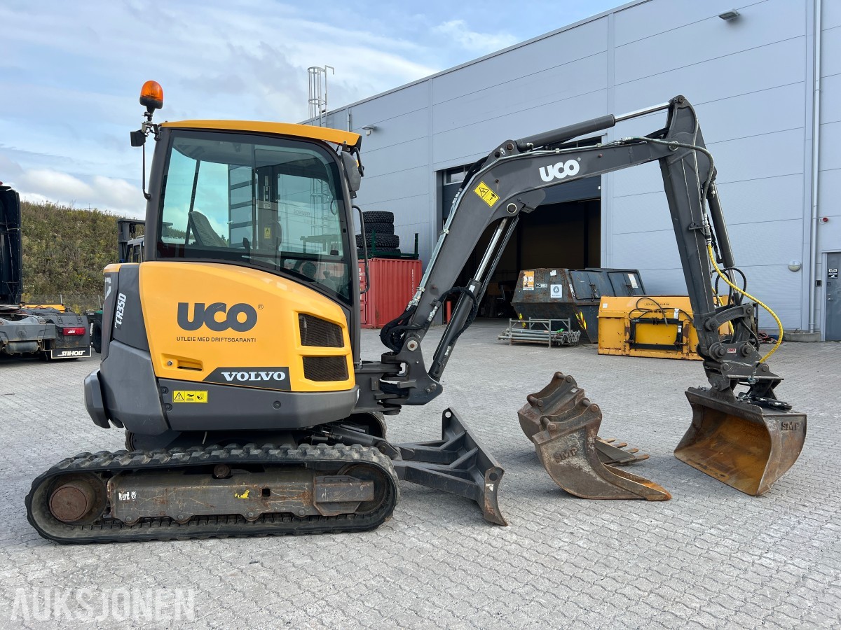2017 Volvo ECR35D minigraver med 3 skuffer