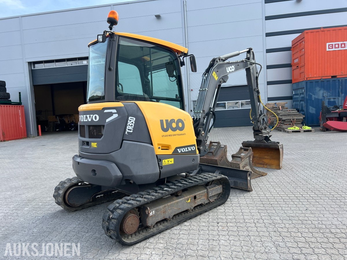 2017 Volvo ECR35D minigraver med 3 skuffer
