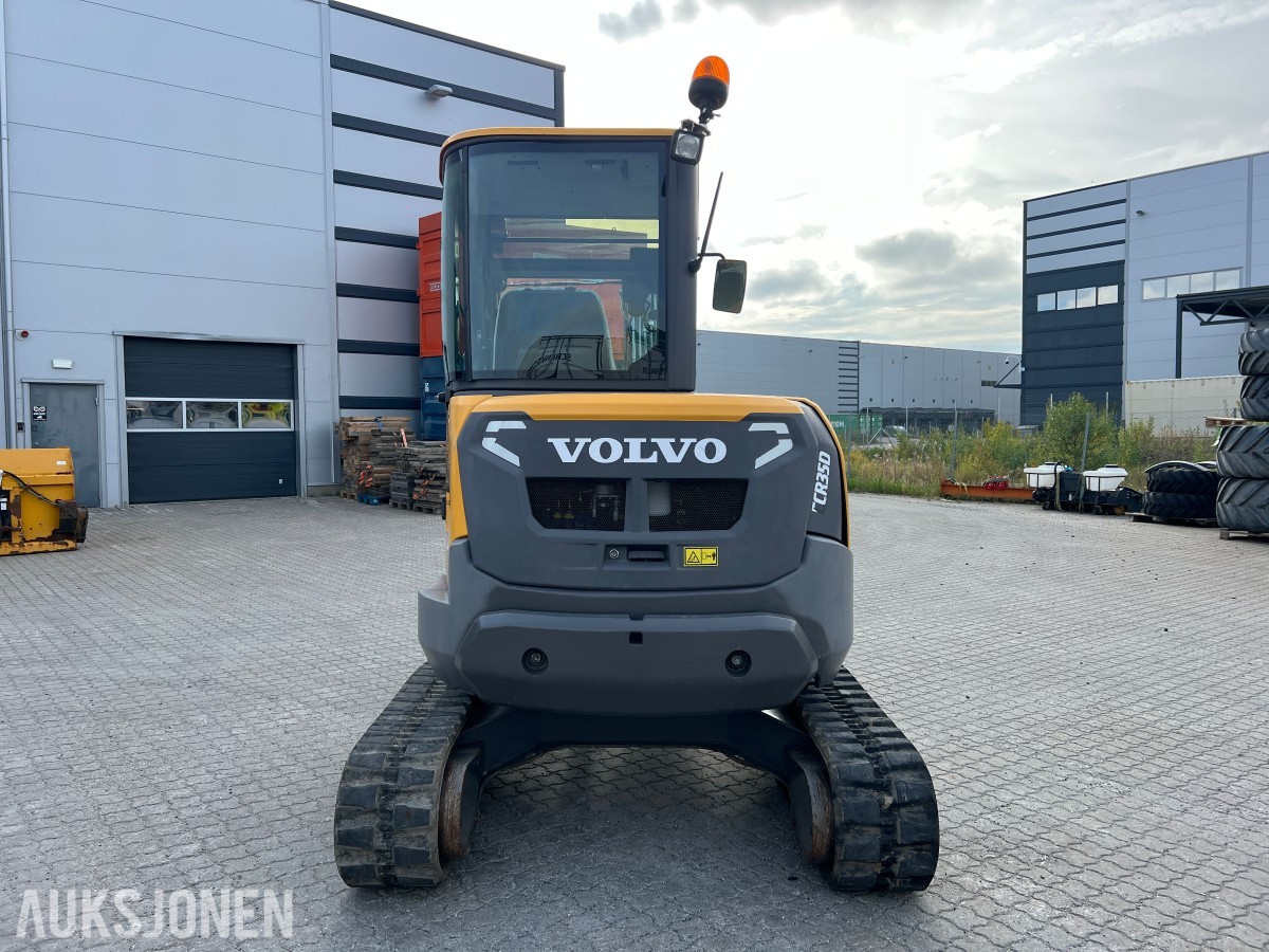 2017 Volvo ECR35D minigraver med 3 skuffer