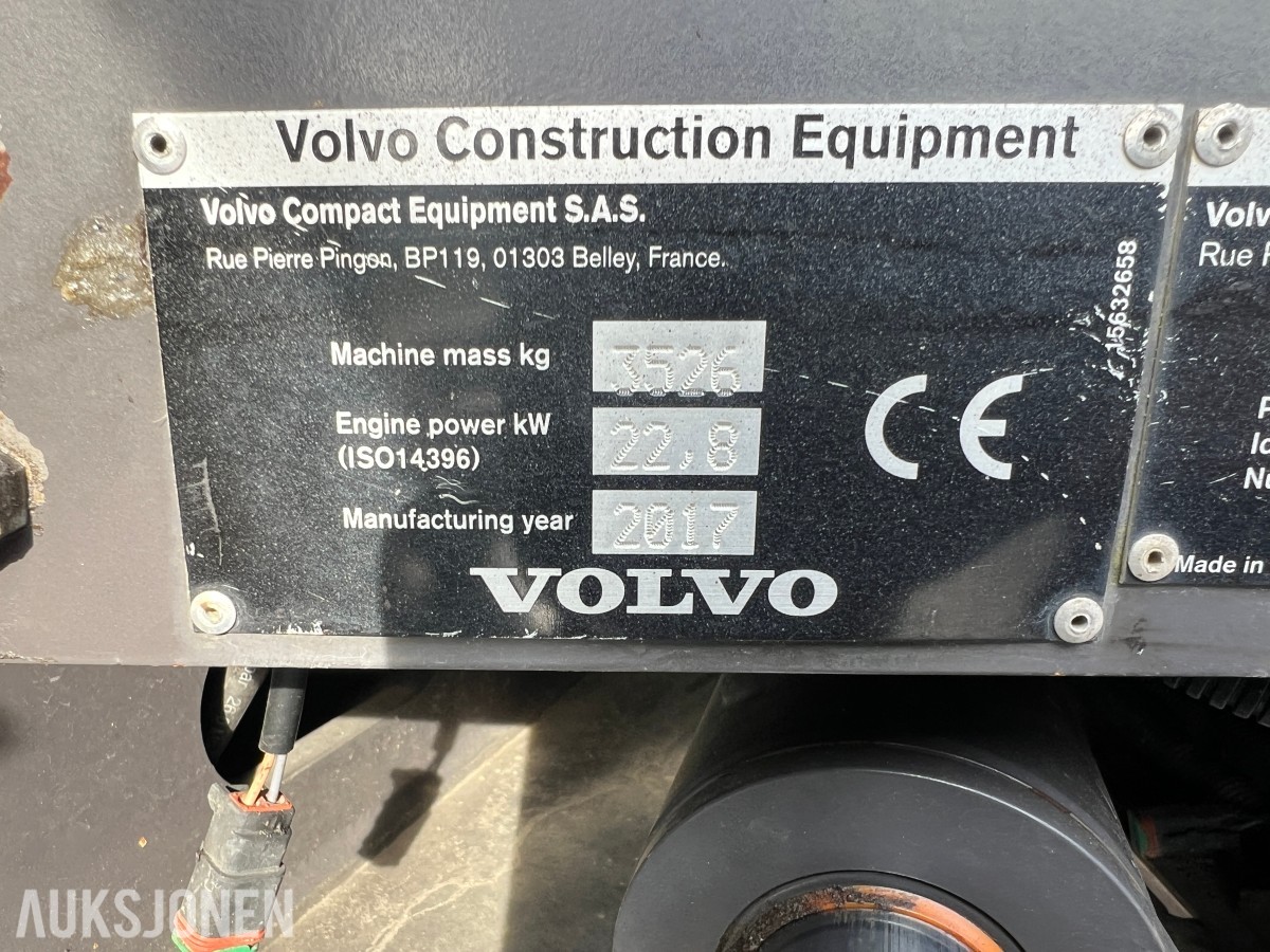 2017 Volvo ECR35D minigraver med 3 skuffer