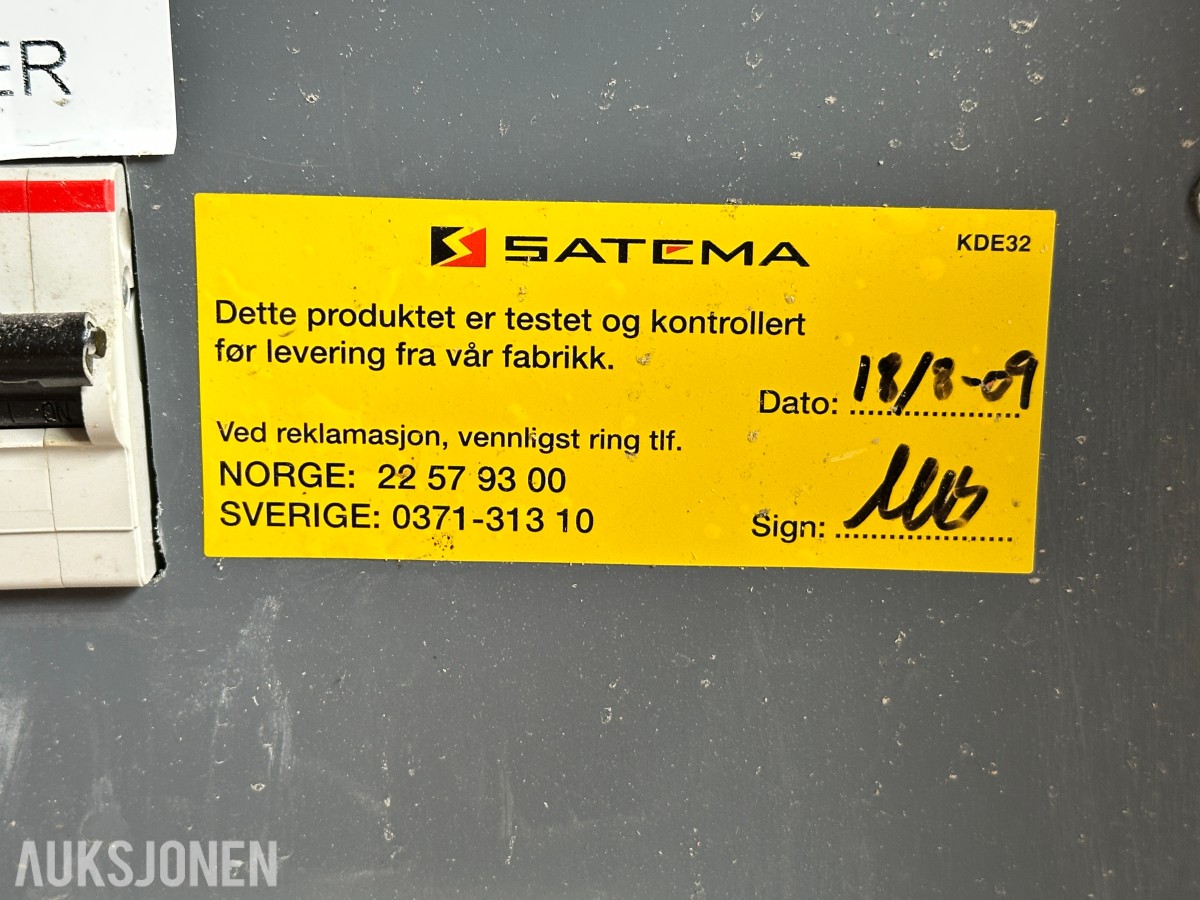 Satema byggestrømskap 400V – ombygget til 63A – med stativ
