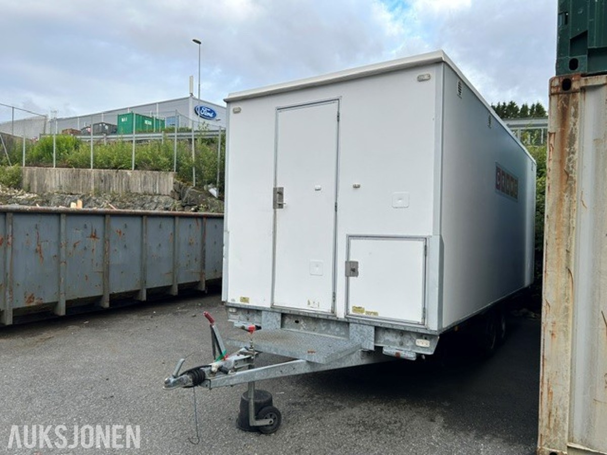 2013 Scanvogn Letthus/Mannskapsbrakke 520 – 4P med toalett og garderobe