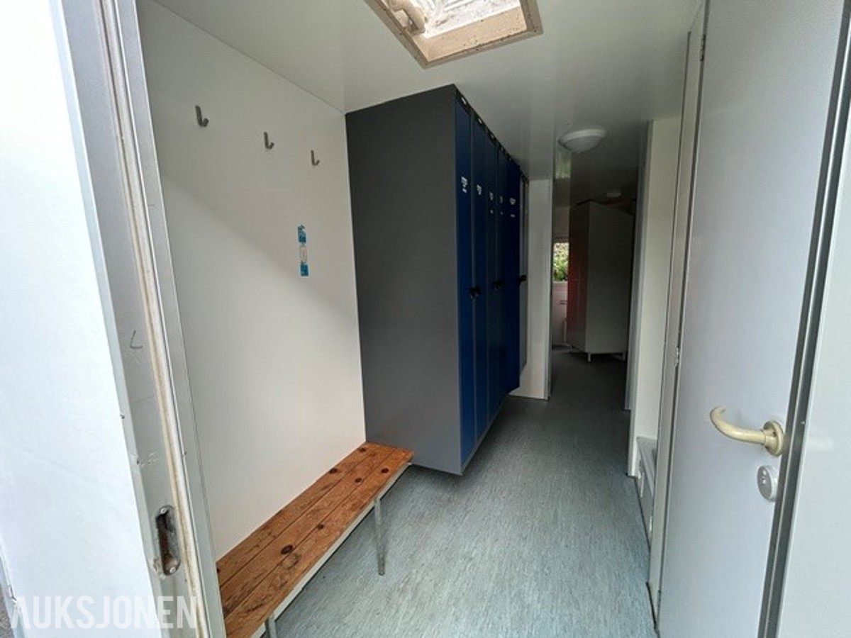 2013 Scanvogn Letthus/Mannskapsbrakke 520 – 4P med toalett og garderobe