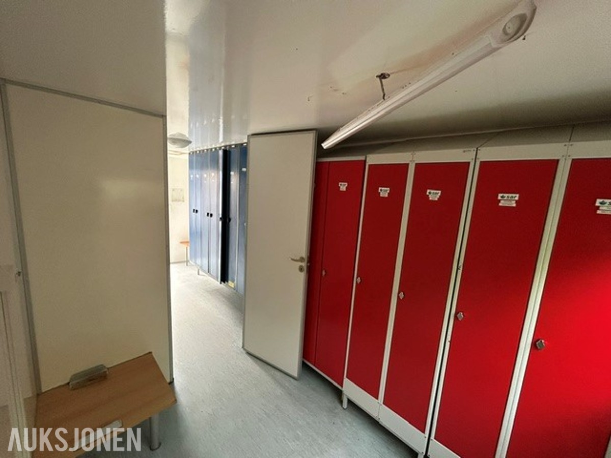 2013 Scanvogn Letthus/Mannskapsbrakke 520 – 4P med toalett og garderobe