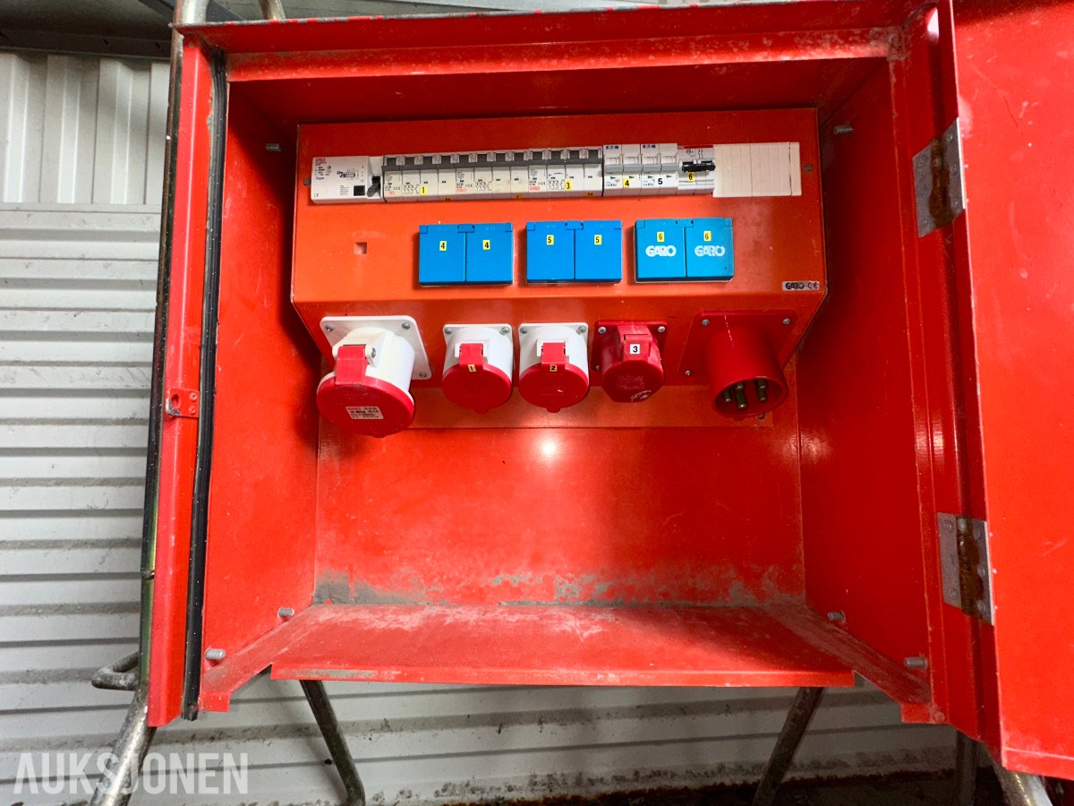 4 stk byggestrømskap / fordelingsskap – 230 V og 400 V