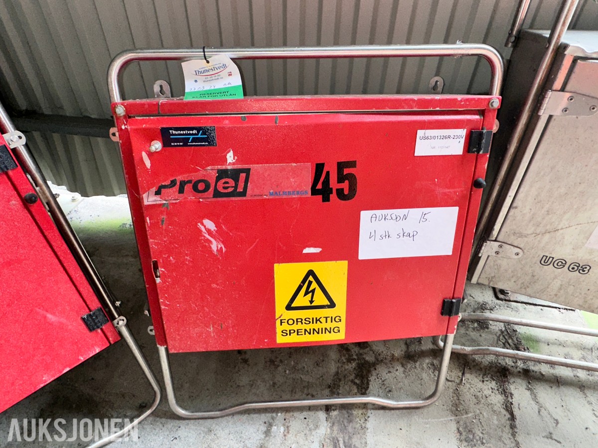 4 stk byggestrømskap / fordelingsskap – 230 V og 400 V