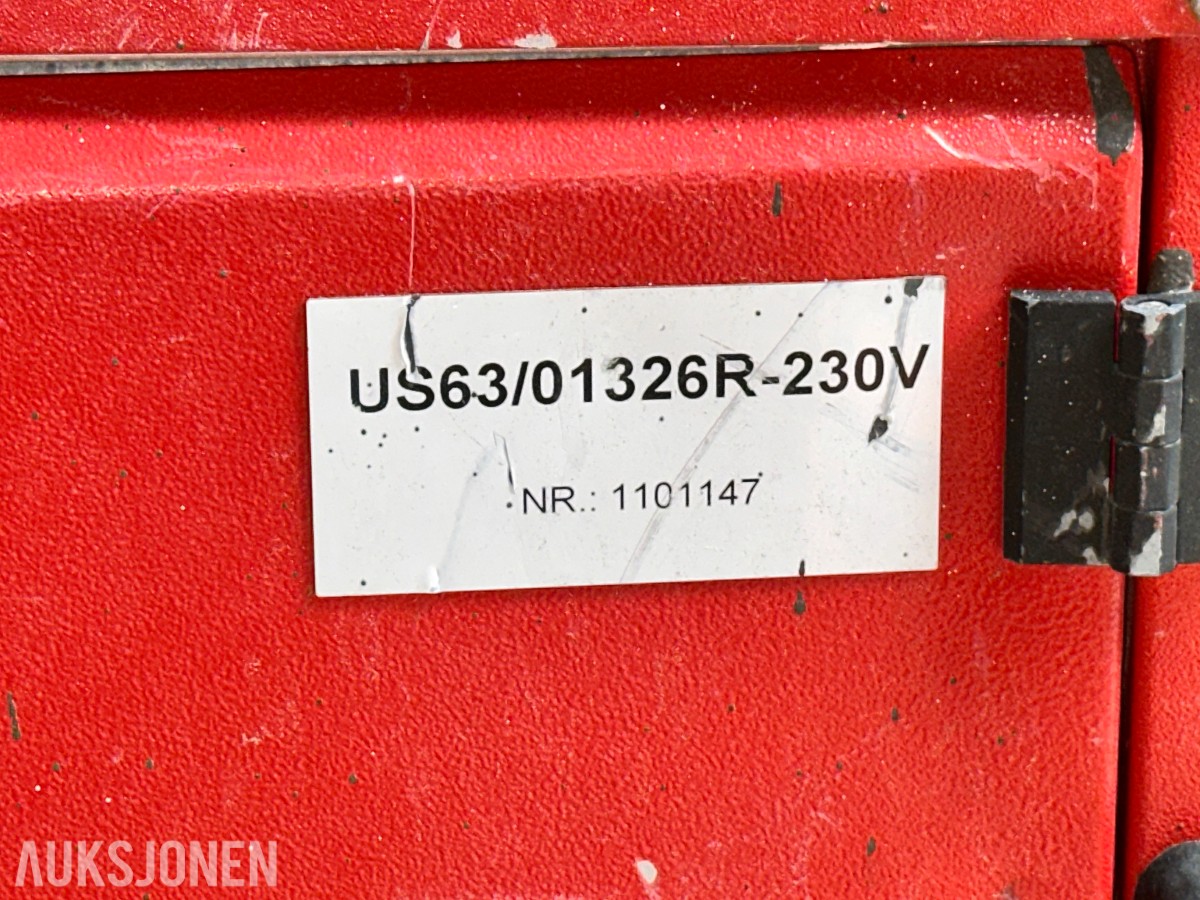 4 stk byggestrømskap / fordelingsskap – 230 V og 400 V