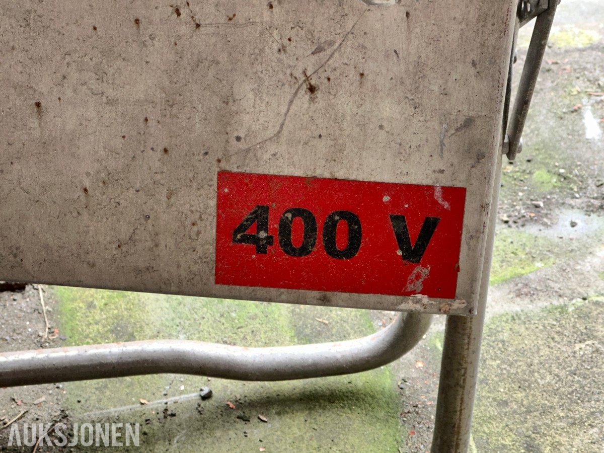 4 stk byggestrømskap / fordelingsskap – 230 V og 400 V