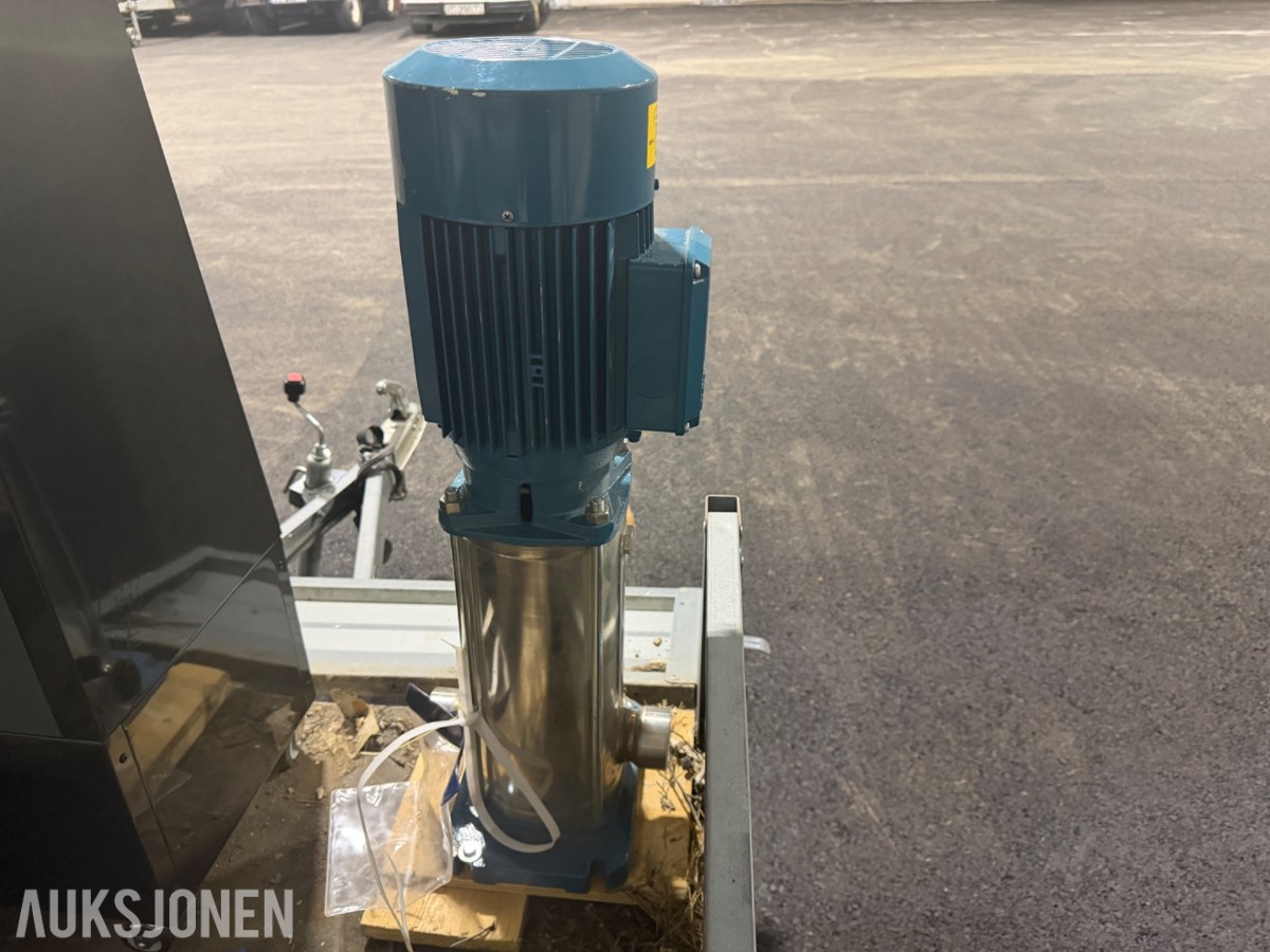 Calpeda MXV-B 50-1805/A vertikal flertrinnspumpe - 3,7 kW