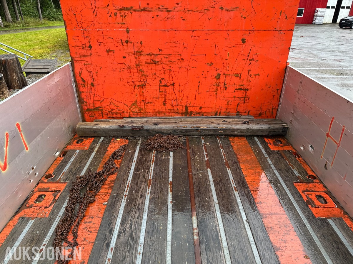 Istrail 3-akslet semitrailer, åpent plan, containerfester