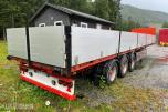 Istrail 3-akslet semitrailer, åpent plan, containerfester