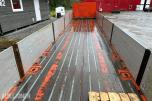 Istrail 3-akslet semitrailer, åpent plan, containerfester
