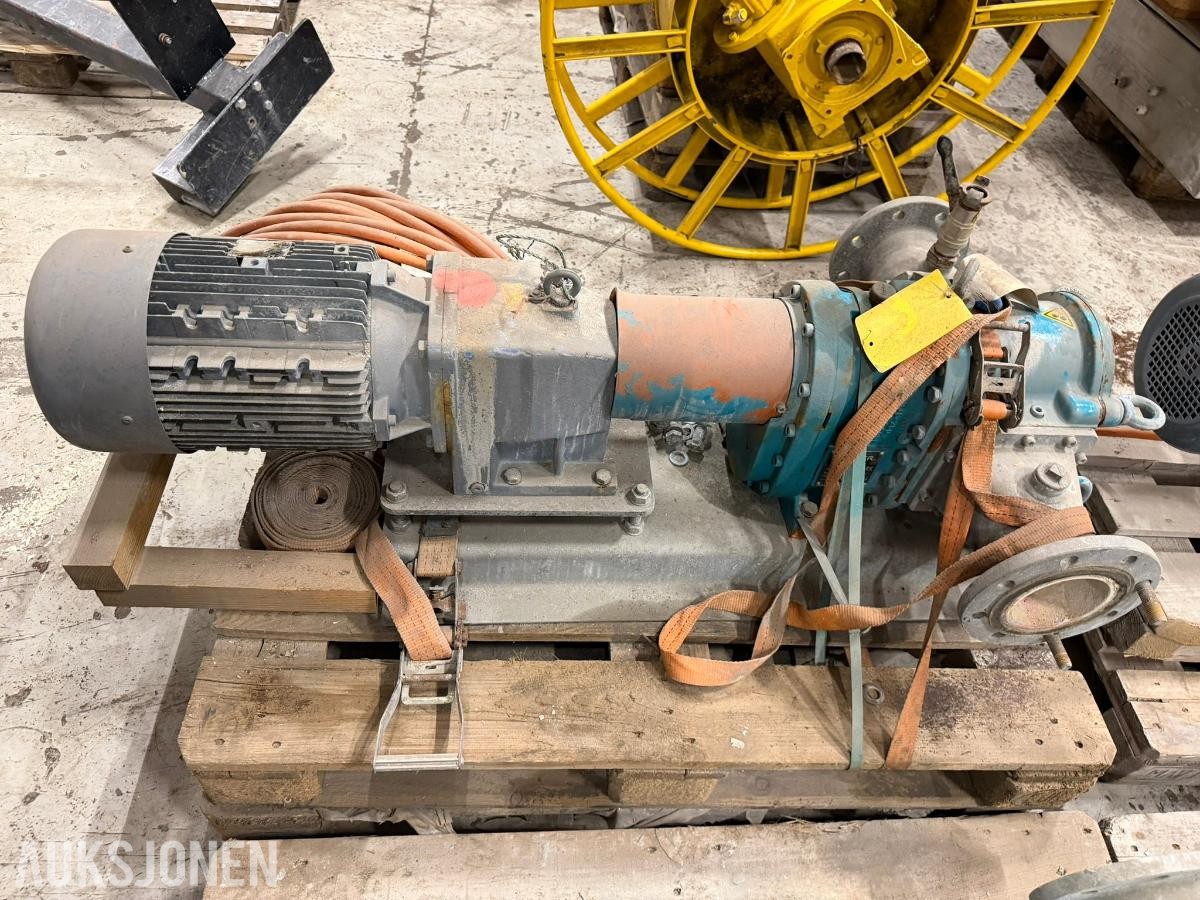 2015 Börger PL 300 Pumpe