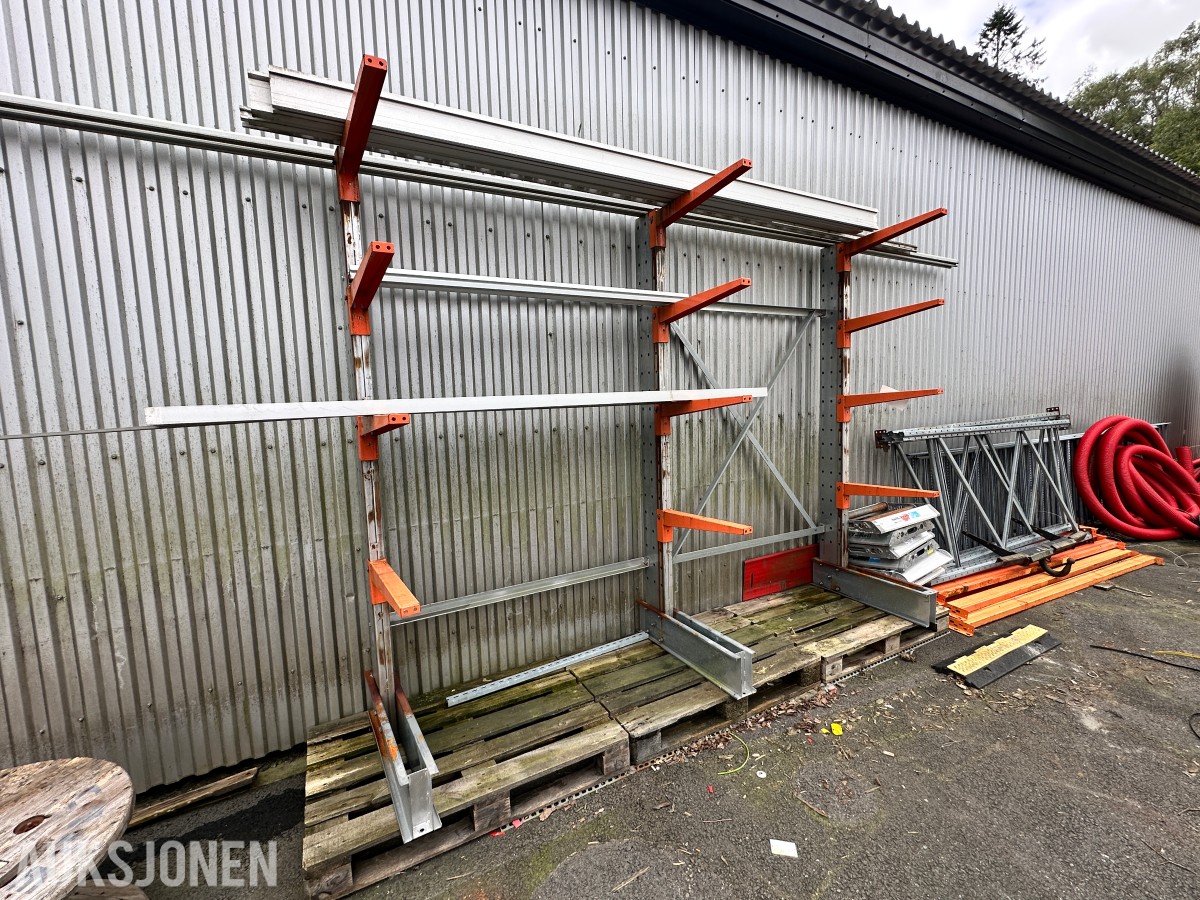 Grenreol / langgodsstativ med konsollarmer - ca. 3,06 m bred