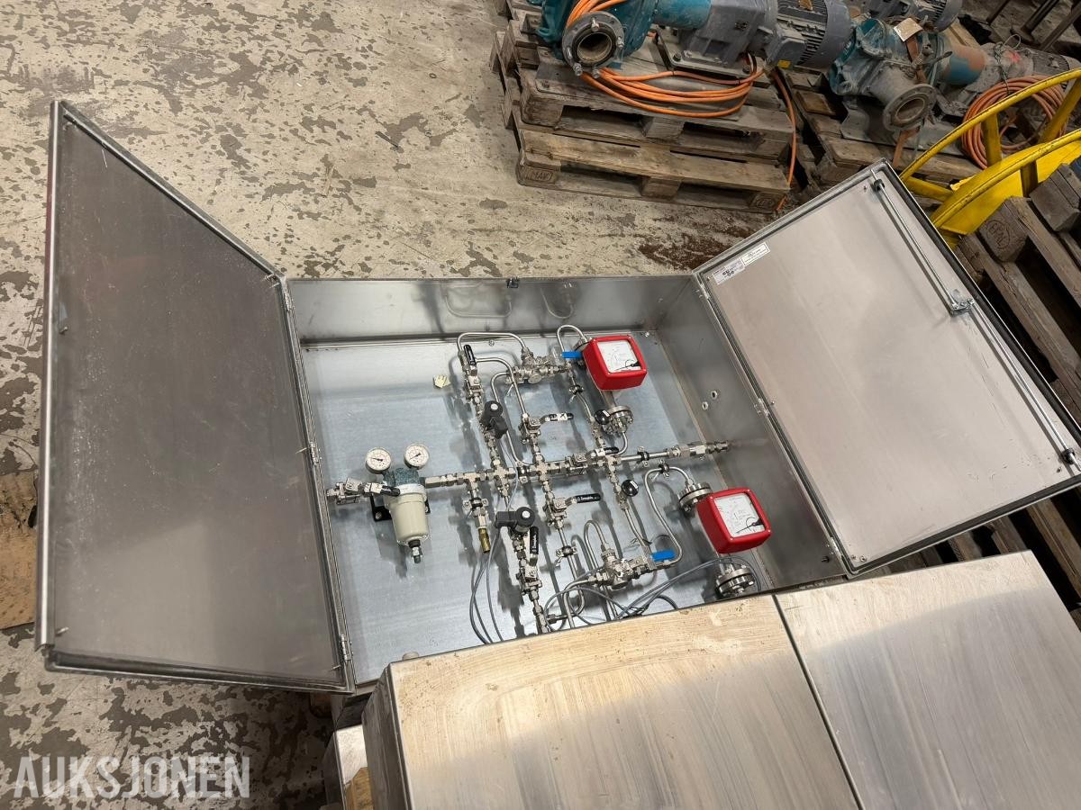 3 stk Rustfrie skap for CO2 dosering