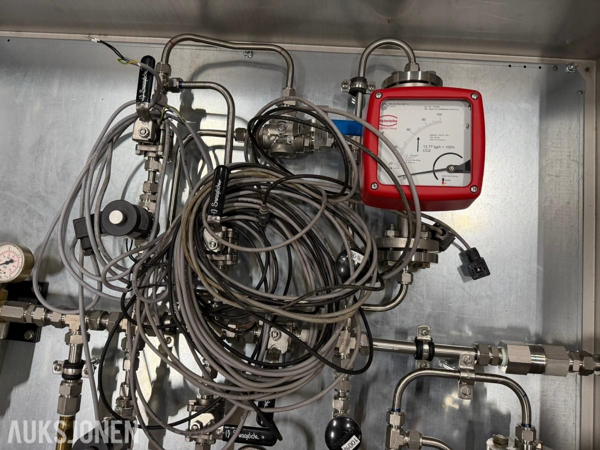 3 stk Rustfrie skap for CO2 dosering