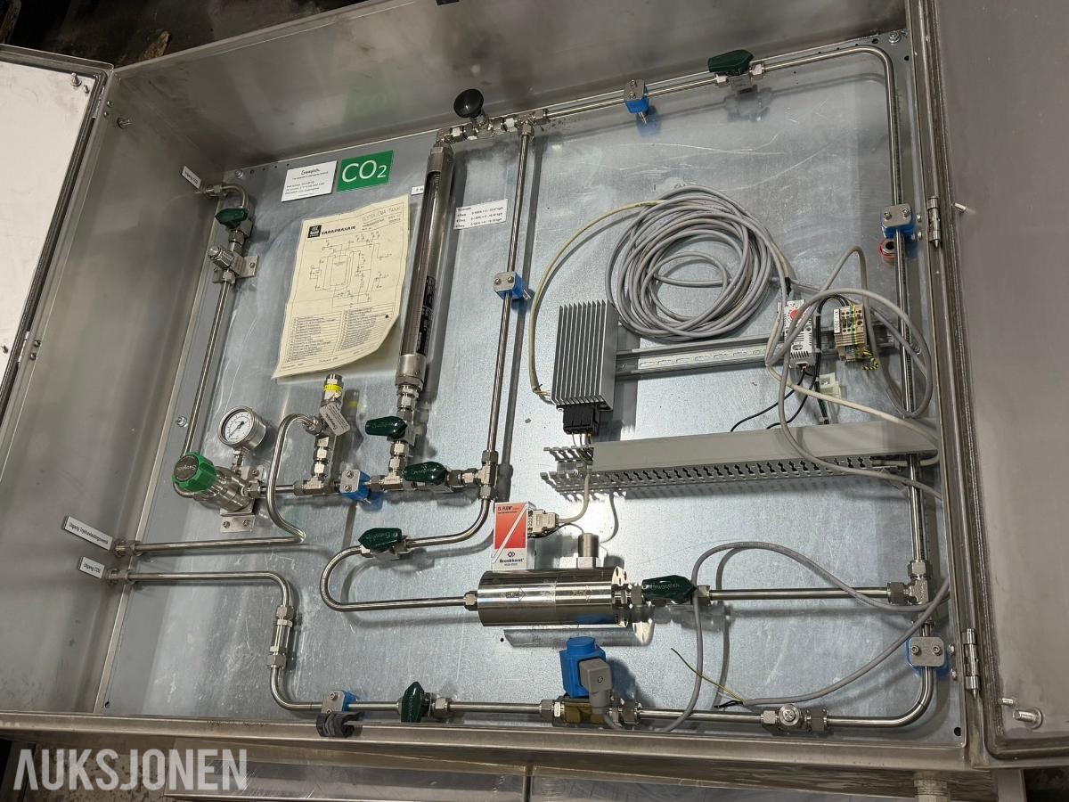 3 stk Rustfrie skap for CO2 dosering