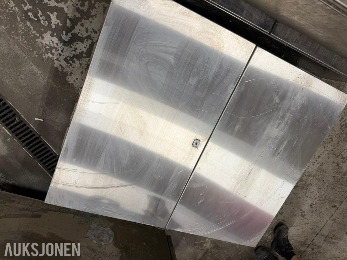 3 stk Rustfrie skap for CO2 dosering
