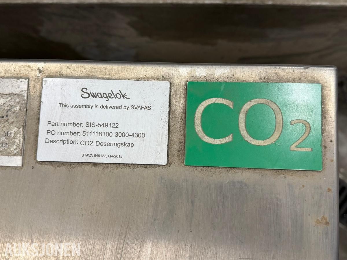 3 stk Rustfrie skap for CO2 dosering