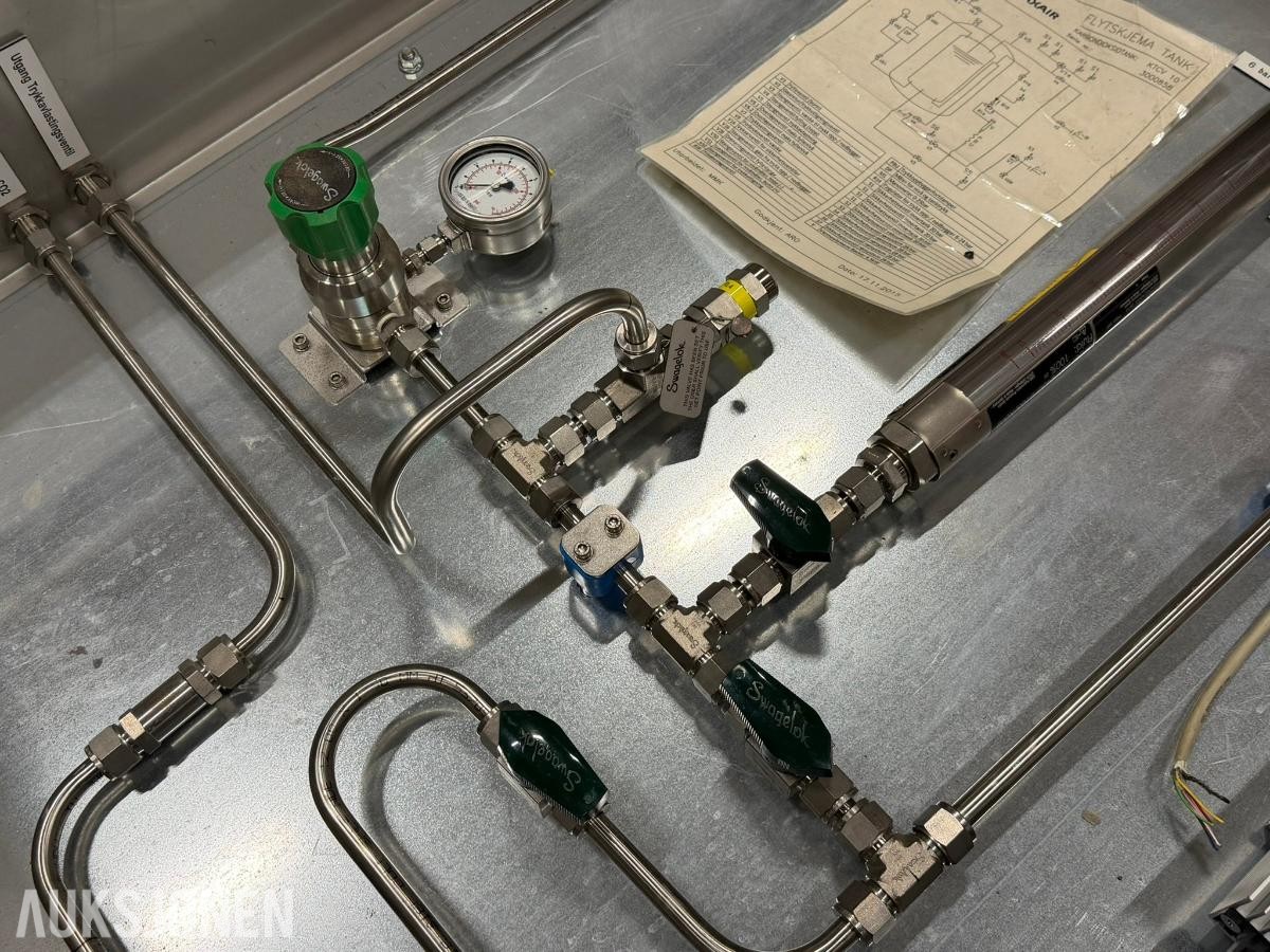 3 stk Rustfrie skap for CO2 dosering
