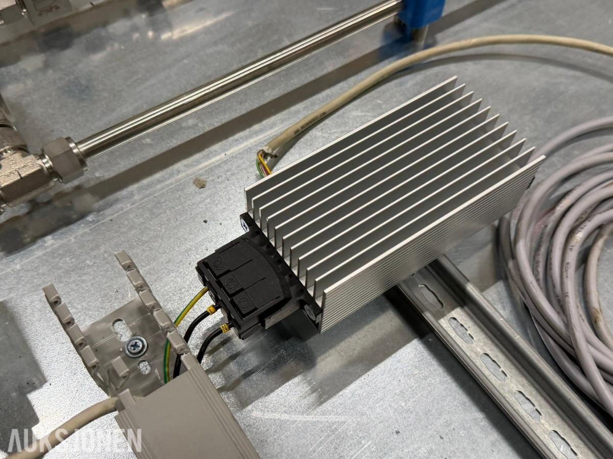 3 stk Rustfrie skap for CO2 dosering