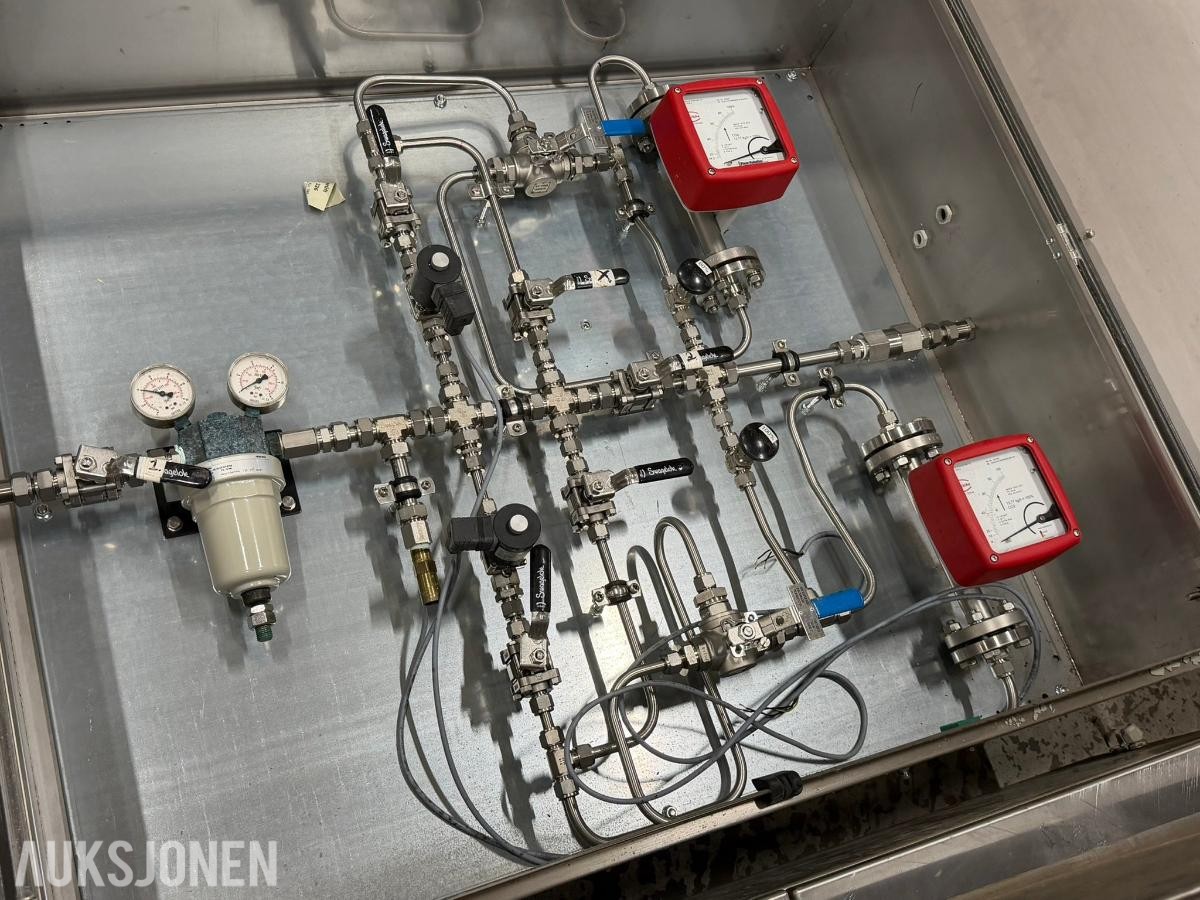 3 stk Rustfrie skap for CO2 dosering